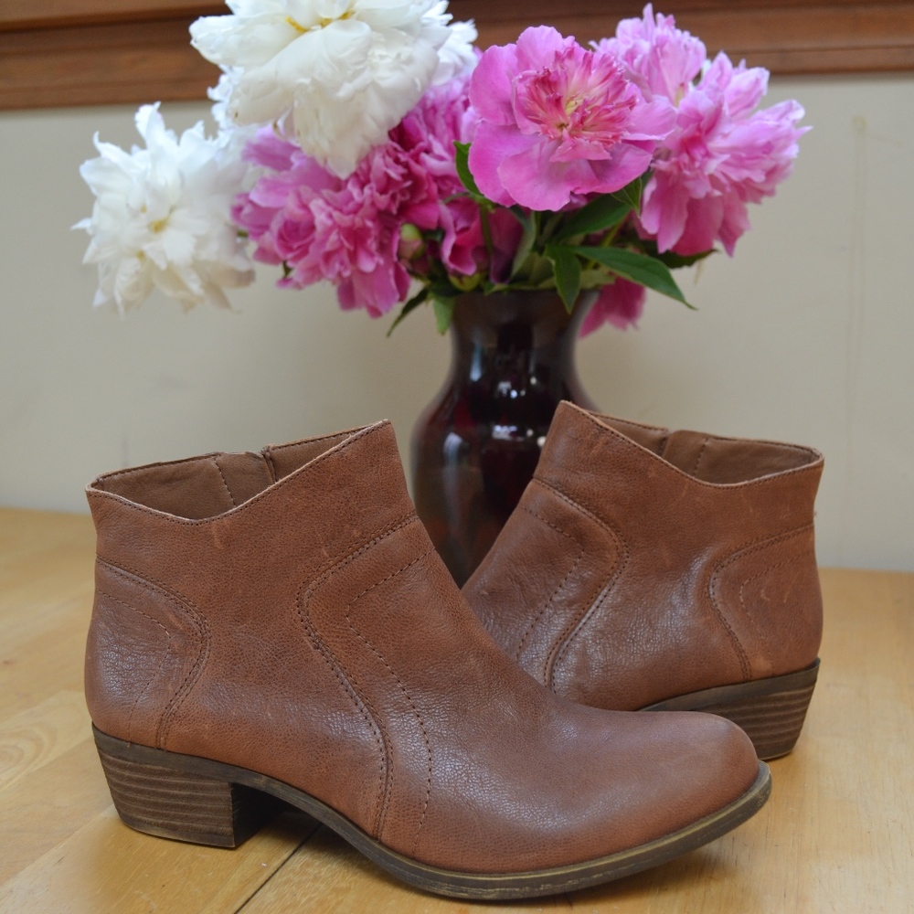 Lucky Brand Ankle Booties
